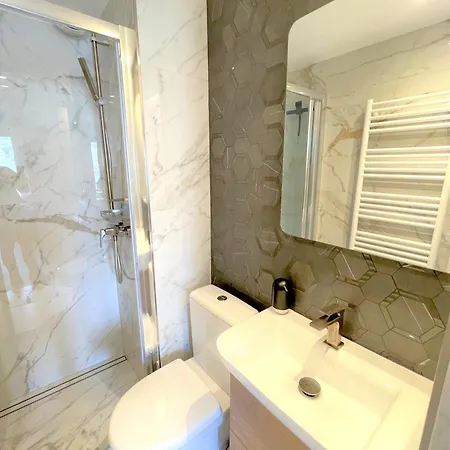Alba Deluxe - 3 Bedroom Pointe Croisette, By Welcome To Apartment *